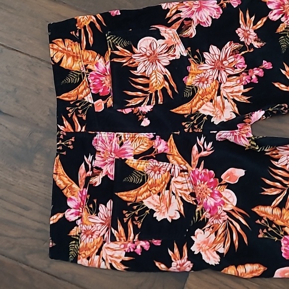 No Boundaries Black Floral Corduroy Pullon Flare Pants size XXL (19) - Picture 3 of 10